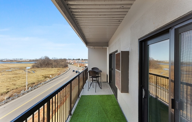 1 bed, 1 bath, 644 sqft, $2,400, Unit 407