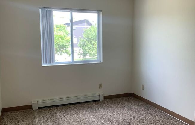 2 beds, 2 baths, $1,075, Unit 1736-203