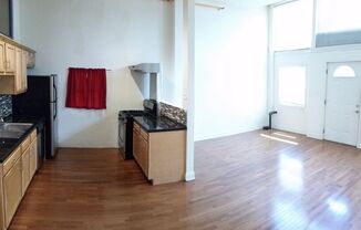 2 beds, 1 bath, $1,600, Unit #1