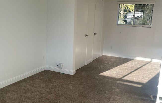 1 bed, 1 bath, 365 sqft, $1,825, Unit 1611 02