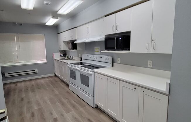 4750 16th Avenue NE - Patricia Place - South
