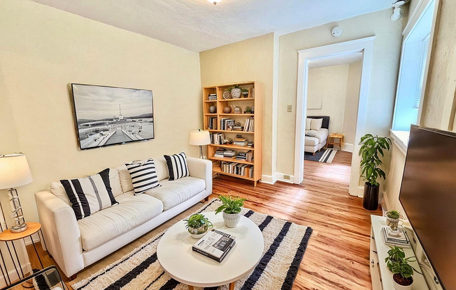 large - Living Room - Scandinavian - 7