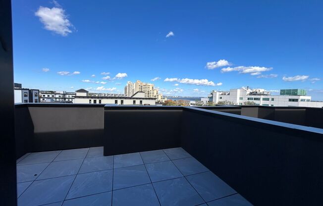 2 beds, 1 bath, 655 sqft, $2,950, Unit 502