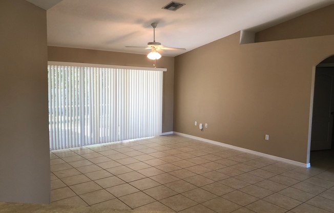 3 beds, 2 baths, $2,000