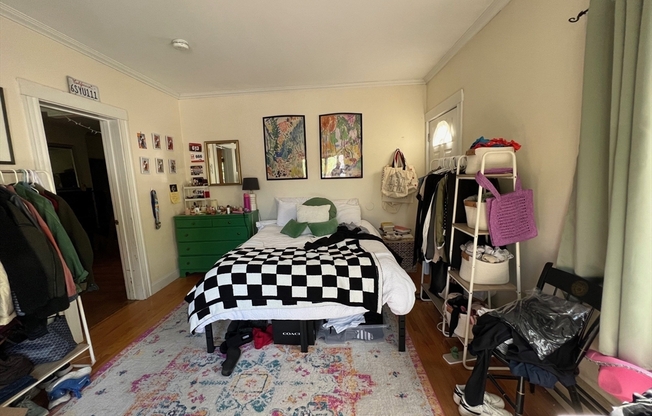 329 Broadway Apt 1