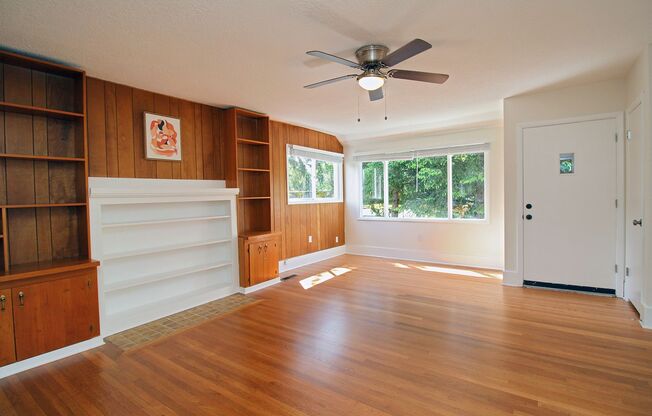 Beautifully Remodeled Roseway 4 Bedroom Bungalow
