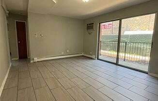 1 bed, 1 bath, $1,050, Unit 1NE