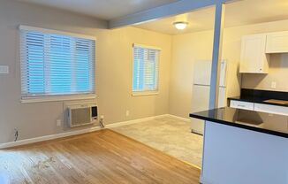 1 bed, 1 bath, $1,595, Unit 8