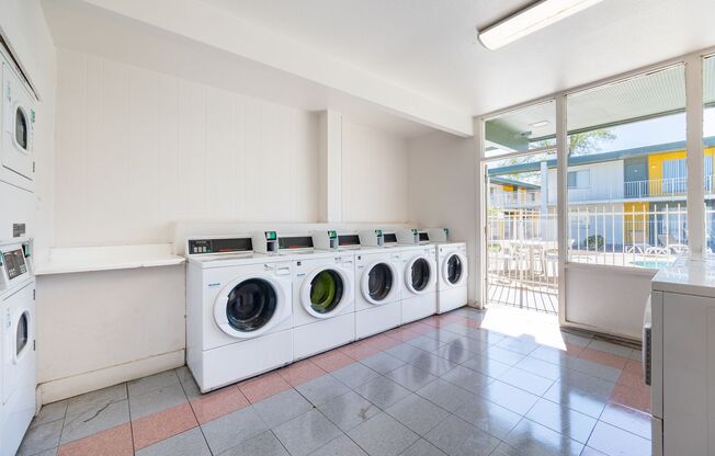 2 beds, 1 bath, 780 sqft, $1,149, Unit 11502