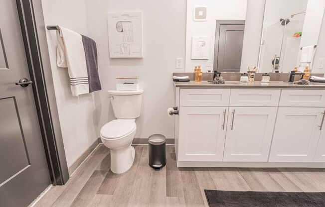 1 bed, 1 bath, 725 sqft, $1,610, Unit A111