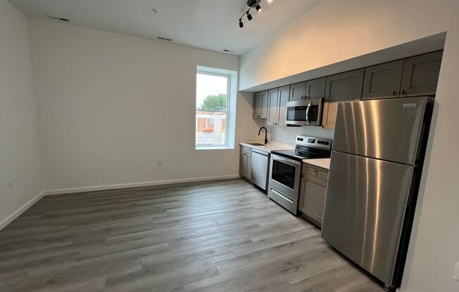 1 bed, 1 bath, 504 sqft, $1,445, Unit 406