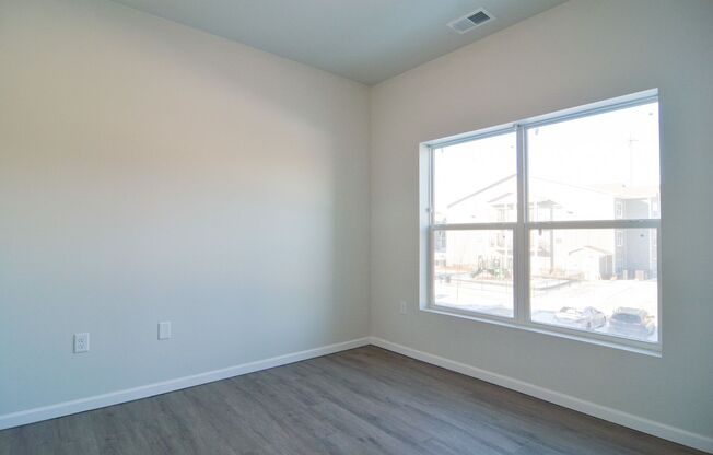 1 bed, 1 bath, 670 sqft, $917, Unit 1100-307