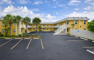 8 SE 19th Ave  Pompano Beach, FL 33060