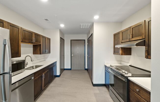 2 beds, 1 bath, 825 sqft, $1,295, Unit #612
