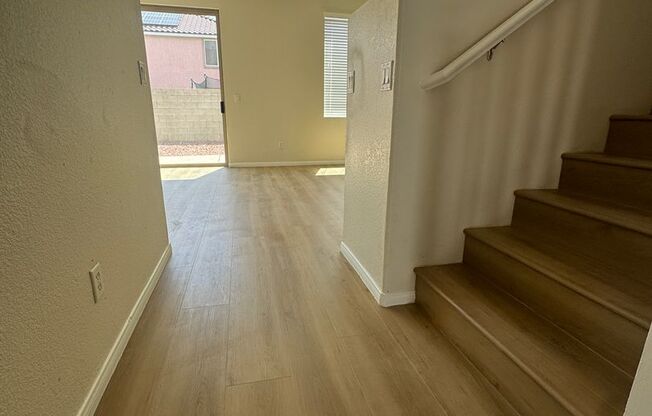 3 bedroom + Den! Ready for immediate move in. -