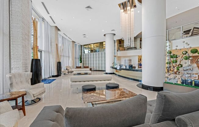 1 bed, 1 bath, $2,499