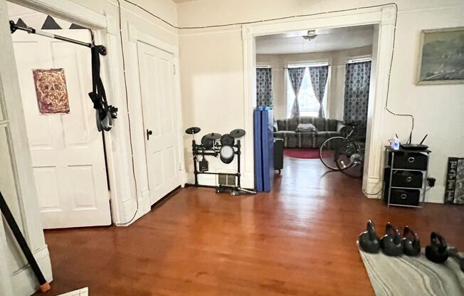 526 S Webster Ave.