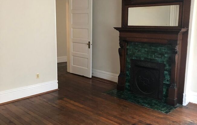 2 beds, 1 bath, $1,700