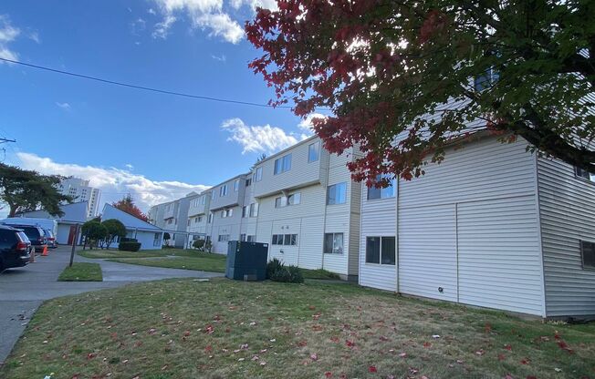 1419 Apartments
