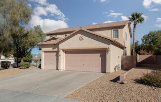 5 beds, 3 baths, $2,600