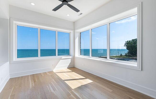 Experience Luxe Living on the Lake