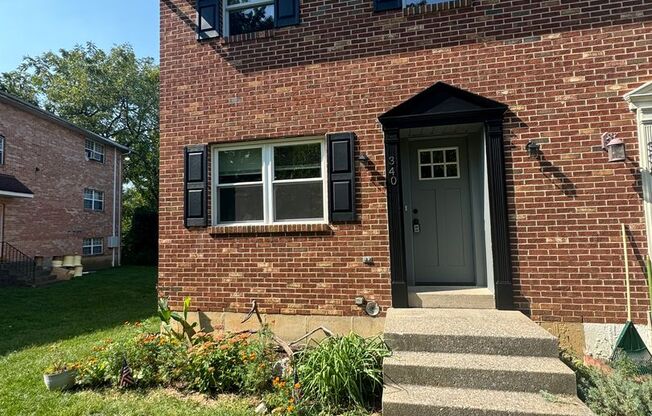 COMPLETELY REMODELED THREE BEDROOM Twin