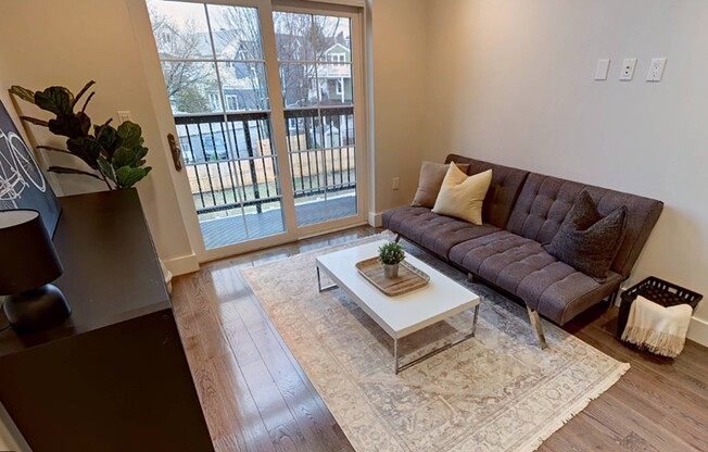 1 bed, 1 bath, $3,200, Unit 305
