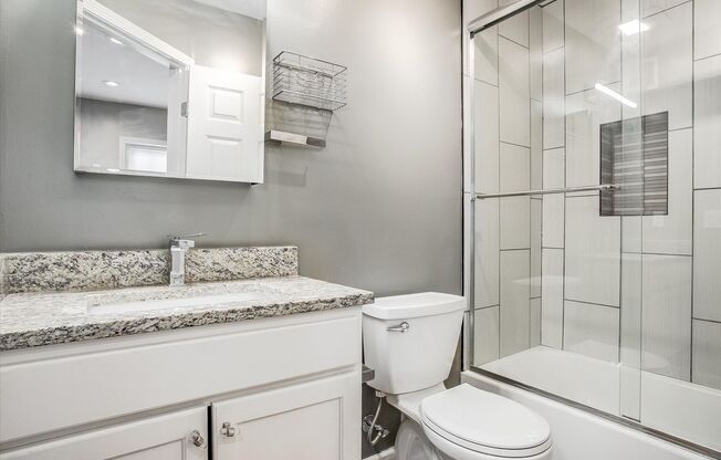 Studio Apartment Available - Centrally located