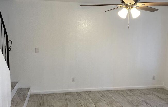 1912 Shadowbrook Dr.