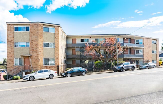 Lake Vista Apartments