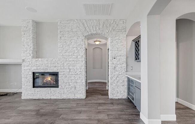 3 beds, 3.5 baths, $5,295