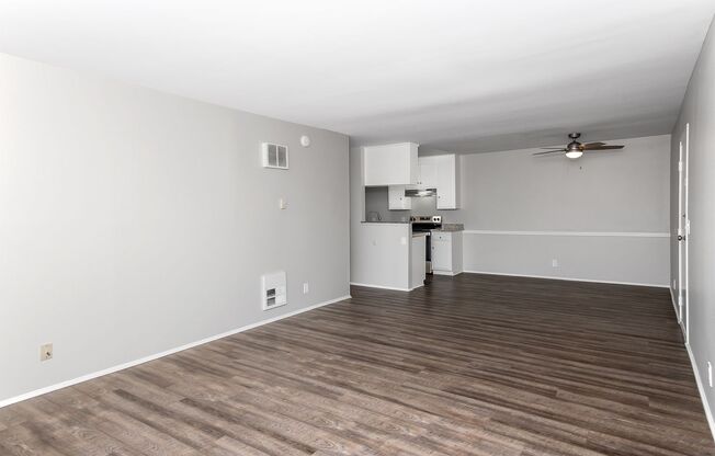 1 bed, 1 bath, 748 sqft, $1,950