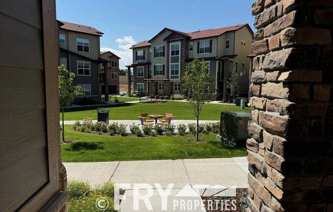 4 beds, 4 baths, $3,000, Unit Unit A