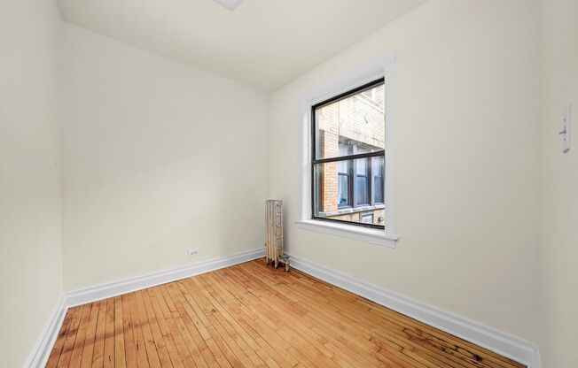 2 beds, 1 bath, 701 sqft, $1,450, Unit 1532-1F