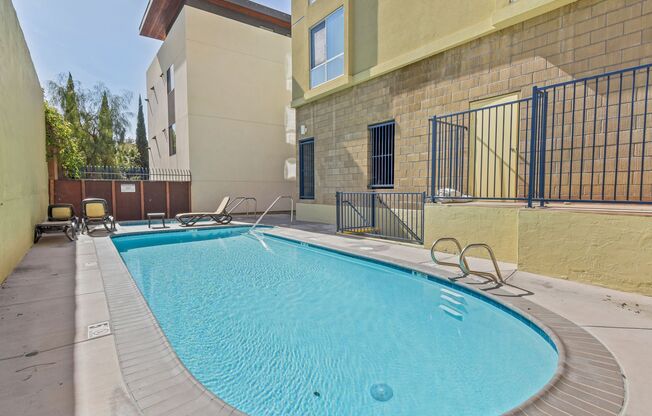 2 beds, 2 baths, $3,500, Unit # 3 A
