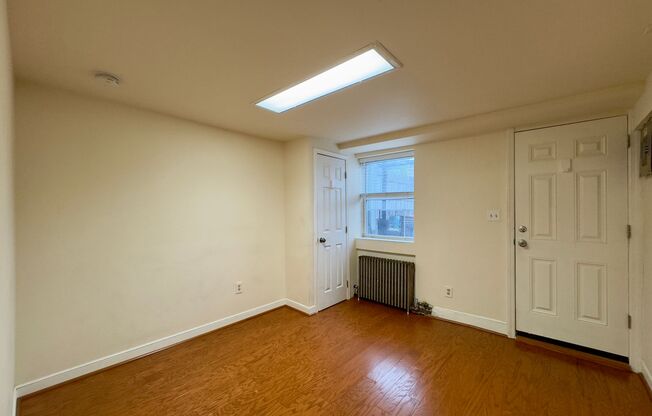 Charming Apartment Units in Charles Village, Baltimore, MD!