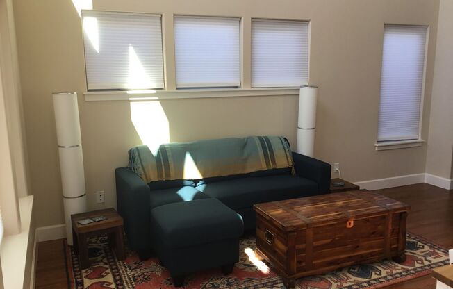 Custom Kenton Townhouse (Short Term)