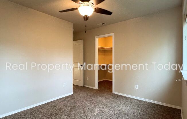 3 beds, 2.5 baths, $2,900