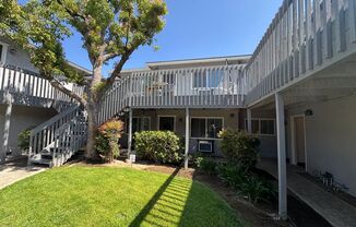 Flower Ave. (18 Units)