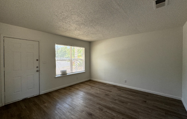 5710 GLN MDW DR