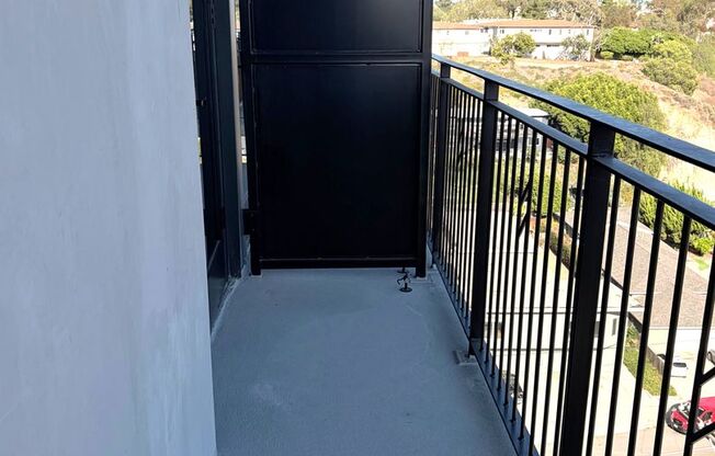 Studio, 1 bath, 440 sqft, $2,780, Unit 907