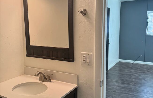 2 beds, 2 baths, 1,056 sqft, $1,375, Unit 4115
