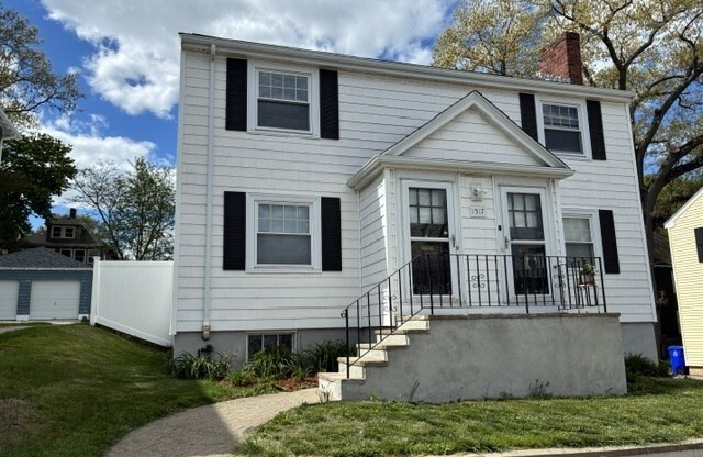1517 CTR ST