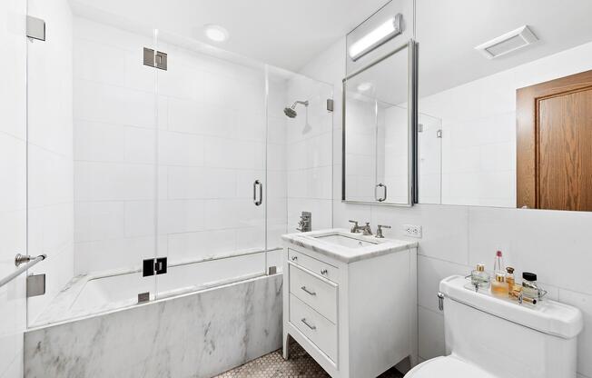245 W 14 ST