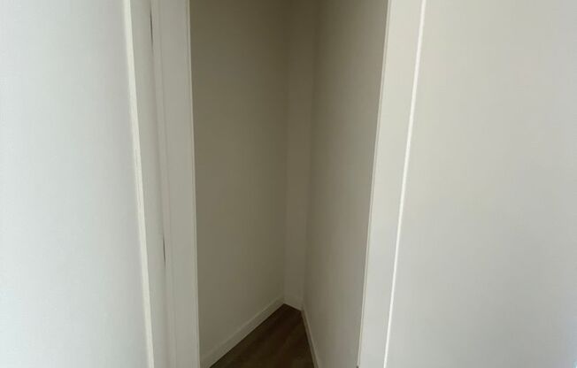 Studio, 1 bath, 436 sqft, $2,595, Unit Unit 303