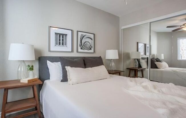 2 beds, 2 baths, 982 sqft, $3,095, Unit 27