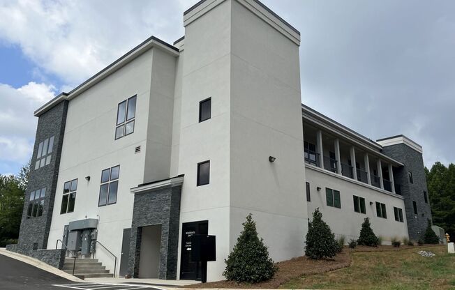 Brand New Corner Unit 2 Bed Condo in Cornelius
