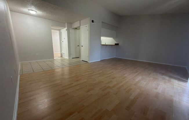1 bed, 1 bath, 700 sqft, $1,254, Unit OCR-214
