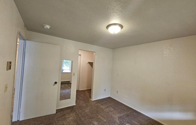 1 bed, 1 bath, 584 sqft, $1,195, Unit 208