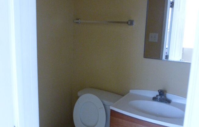 Studio, 1 bath, 200 sqft, $995, Unit 3958